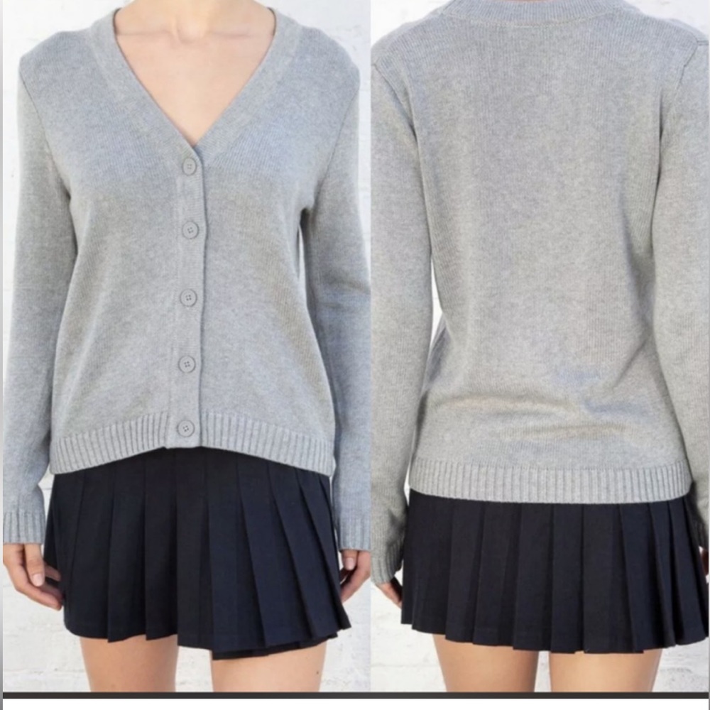 BRANDY MELVILLE Button Up‎ Knit Sweater